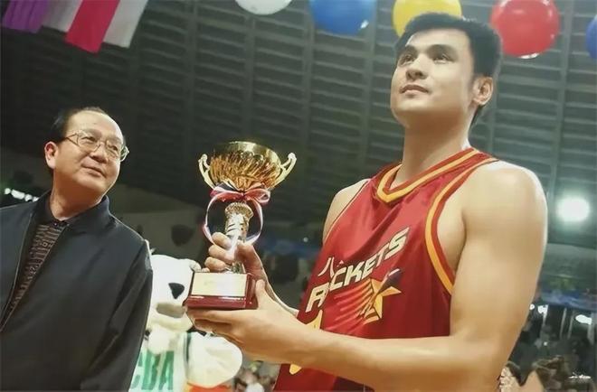 两度出面维 两度出面维