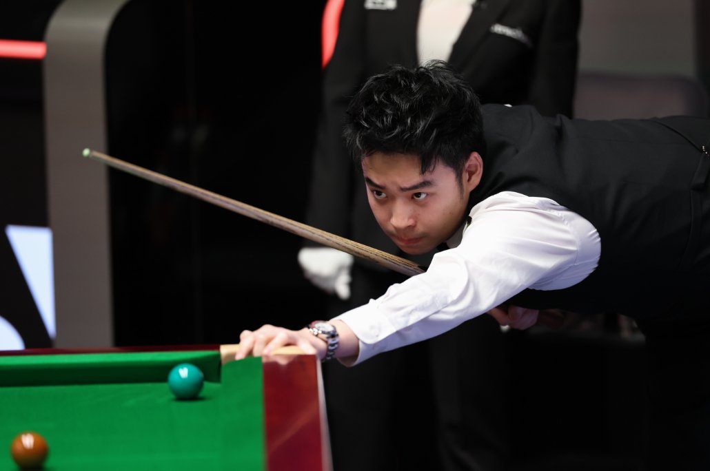 度与球权争 度与球权争