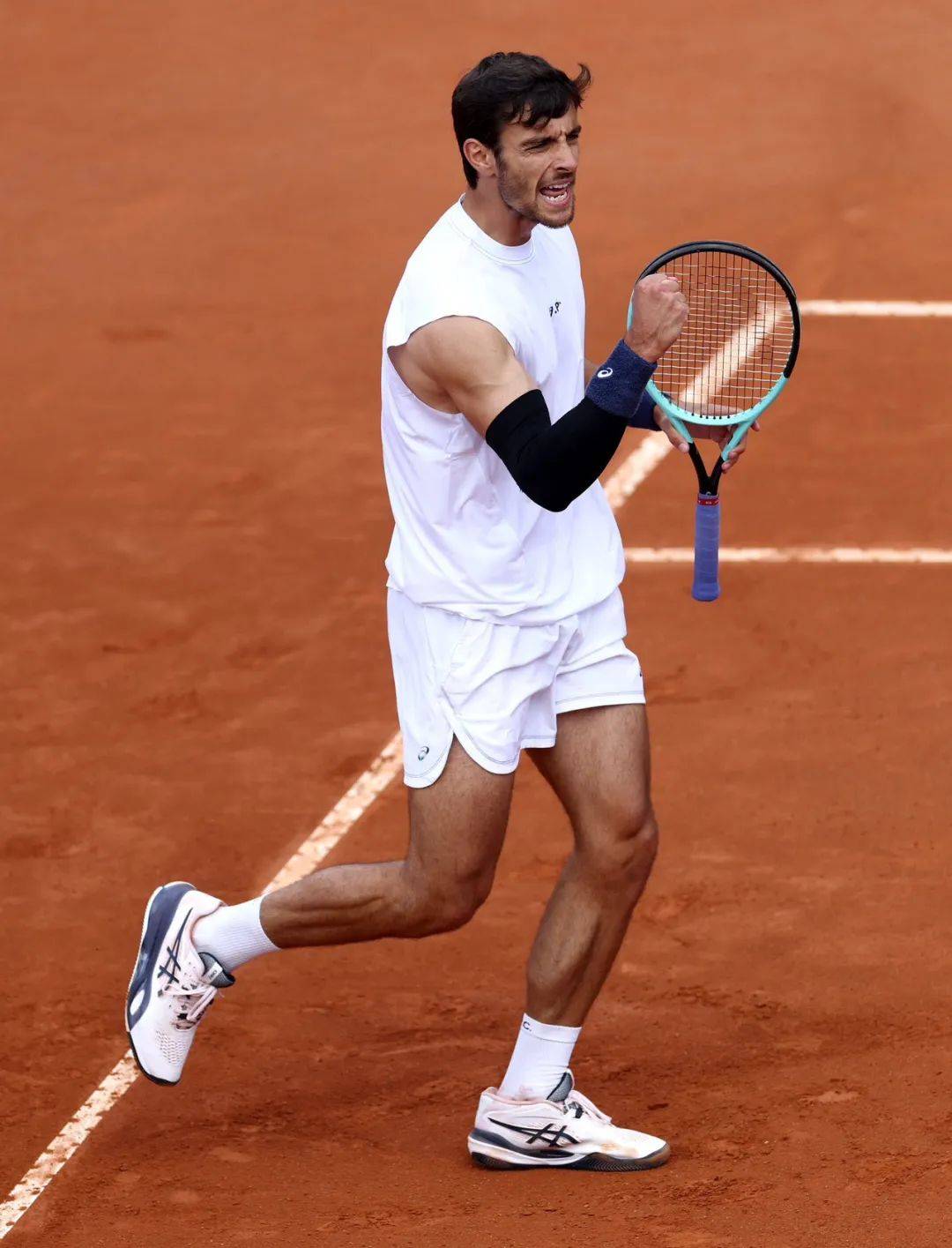 日本队以一 日本队以一