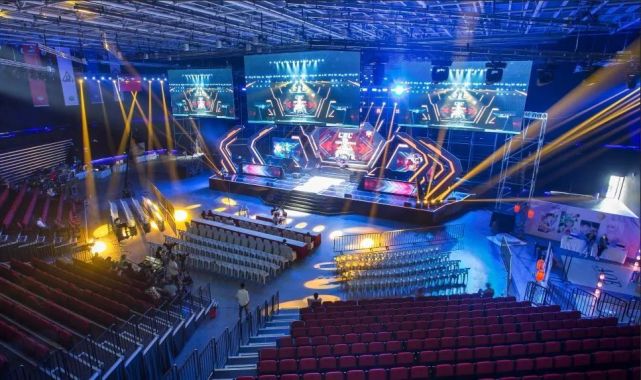 业生涯中 业生涯中