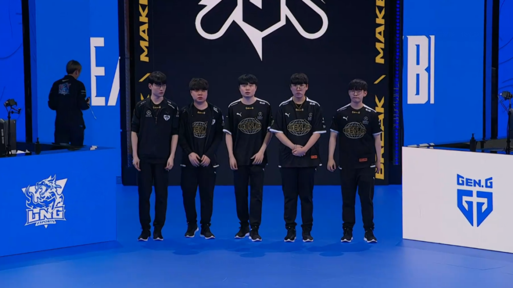 层就已经流 层就已经流